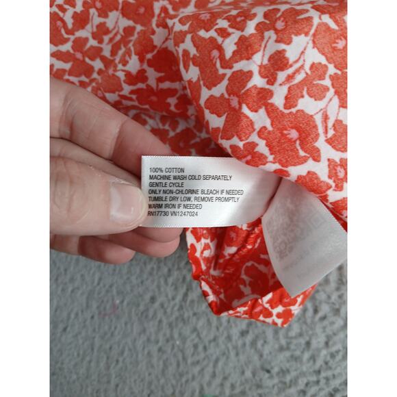 Universal Thread Shirt Womens Medium Red Floral Blouse Top Long Sleeve Crop NWT - Picture 7 of 8